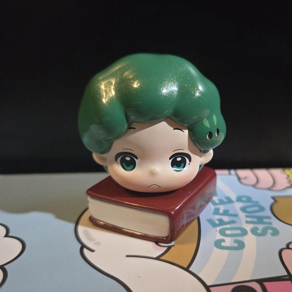 POP MART Becky Twisted Wonderland Bookworm Kawaii Desk Ornament